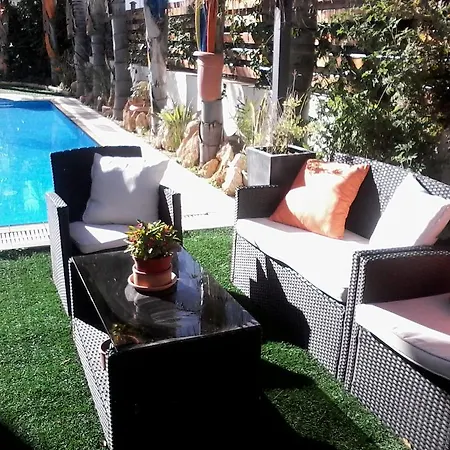 Willa Long Beach Garden Larnaca